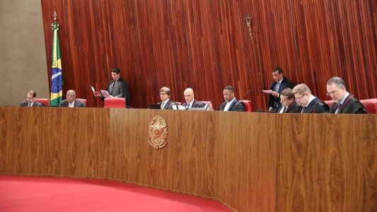 TSE separou três sessões para julgamento de ação contra ex-presidente Jair Bolsonaro