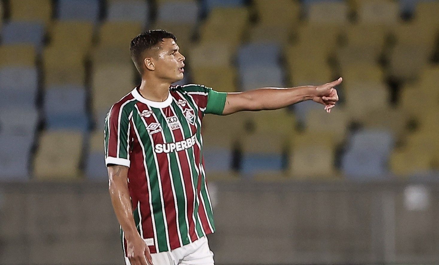 Thiago Silva celebra goleada do Fluminense e marca de 200 jogos: 'Importante para mim'