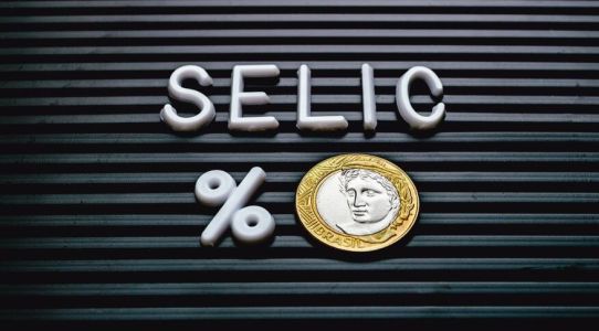 Tesouro Direto suspende operações após novos picos de volatilidade | CNN Brasil