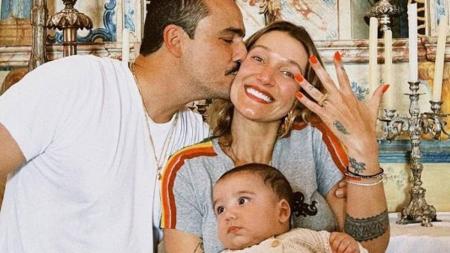 Túlio Dek e Gabriela são pais de Lion, de dez meses