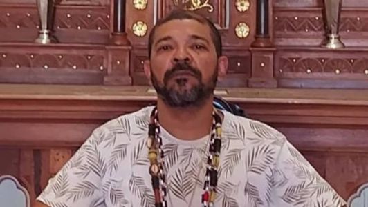 Tunico da Vila, filho de Martinho da Vila, de 50 anos