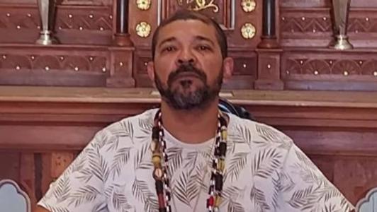 Tunico da Vila, filho de Martinho da Vila, de 50 anos