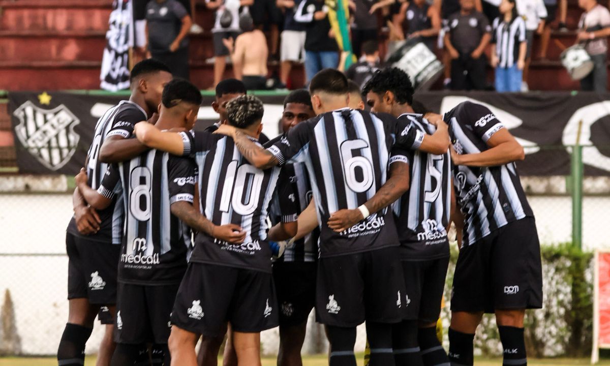 'Vencer ou morrer': Tupi enfrenta Essube em jogo decisivo no Estádio Municipal
