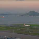 Vídeo: turbina de avião da Gol pega fogo no Aeroporto Santos Dumont, no Rio de Janeiro