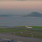 Vídeo: turbina de avião da Gol pega fogo no Aeroporto Santos Dumont, no Rio de Janeiro