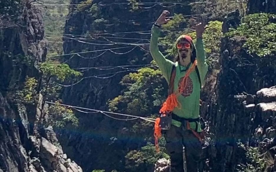 Turista morre após cair de 50 metros de altura enquanto praticava highline na Chapada dos Veadeiros