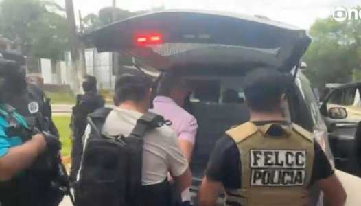 Imagens da transferência de Tuta foram exibidas pela GloboNews