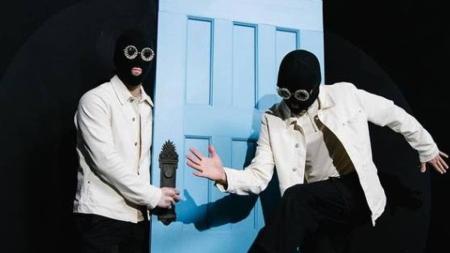 Twenty One Pilots apresenta técnicas de parkour no Lollapalooza