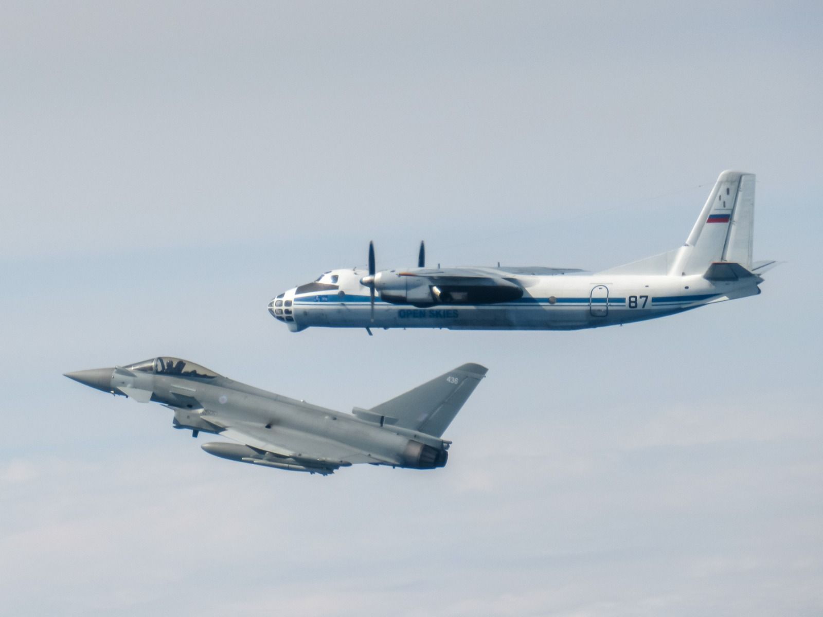 Aeronaves britânicas destruíram 15 aviões militares da Rússia nos últimos dias