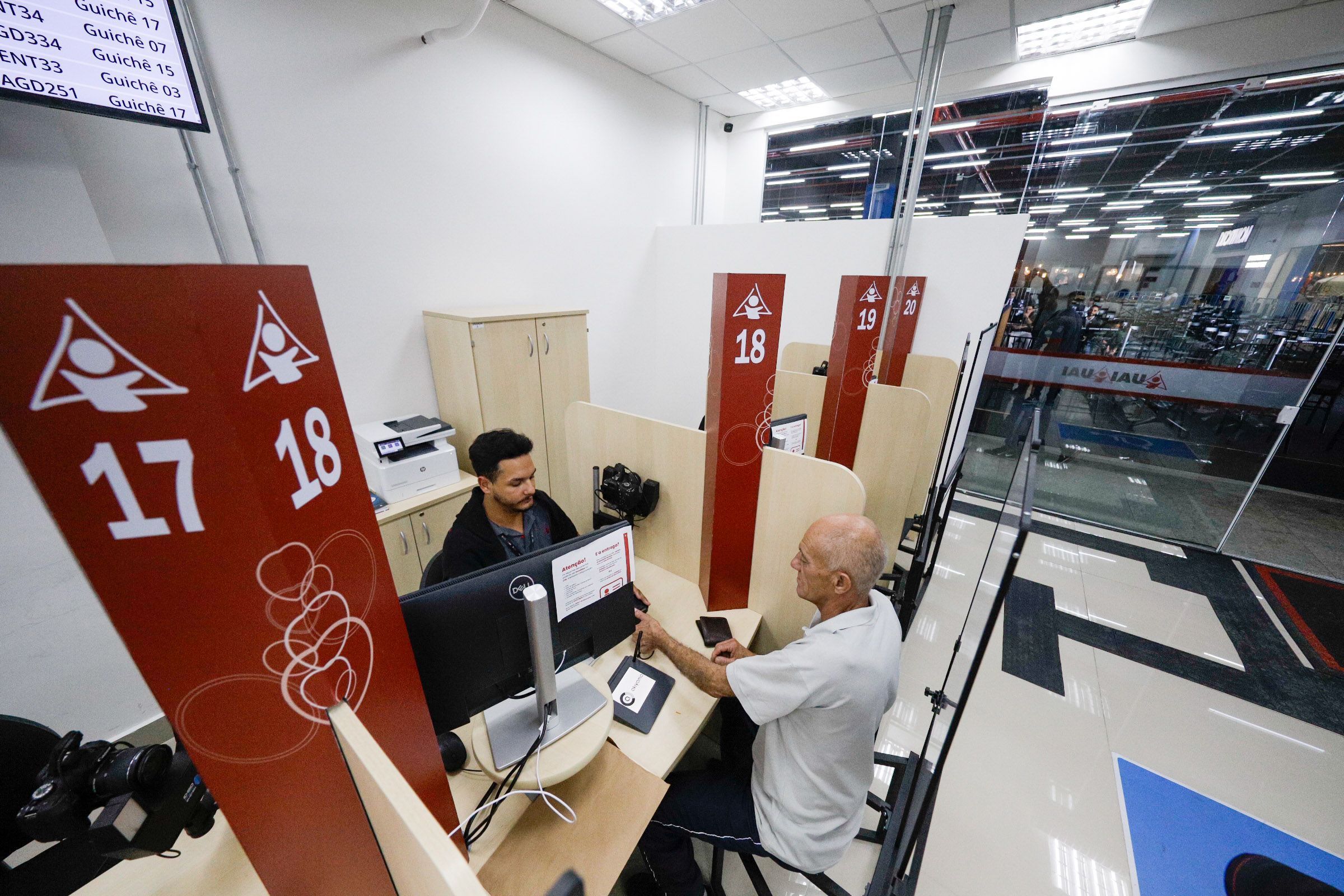 Shopping do Avião ganha UAI com emissão da nova carteira de identidade