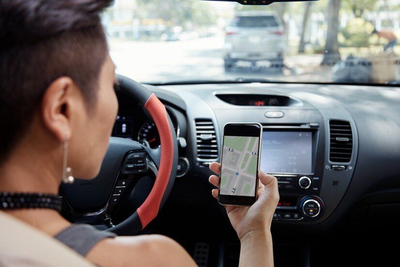 Uberização: STF conclui primeiro dia de julgamento sobre vínculo entre motoristas e aplicativos