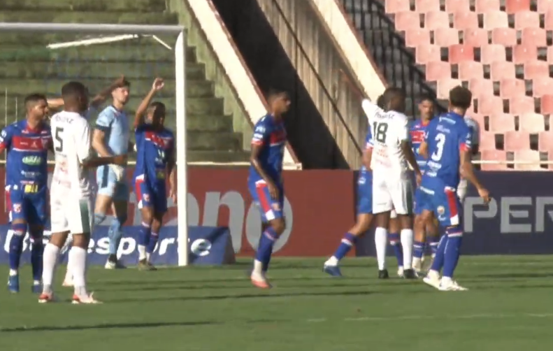 Uberlândia e Betim não saem do 0 a 0 em semifinal do Troféu Inconfidência