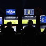 Uefa remove árbitro de escala da Champions após erro em jogo do PSG