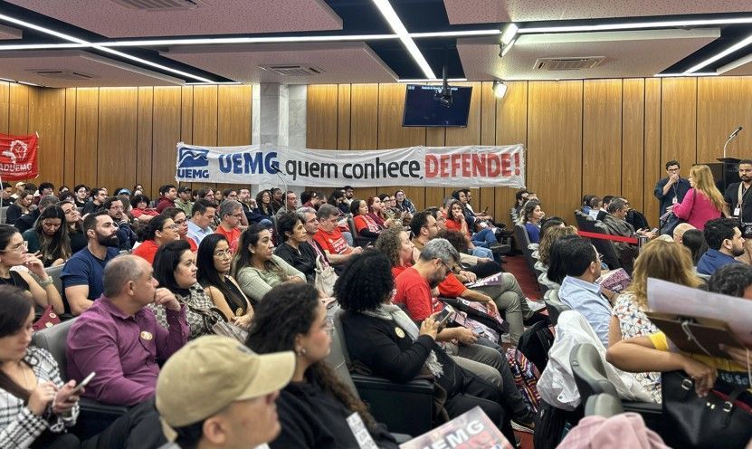 Contra a federalização da UEMG, associação de professores convoca greve e critica governo Zema