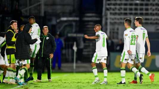Última vitória do América como visitante no Brasileirão foi em novembro de 2022, contra o RB Bragantino