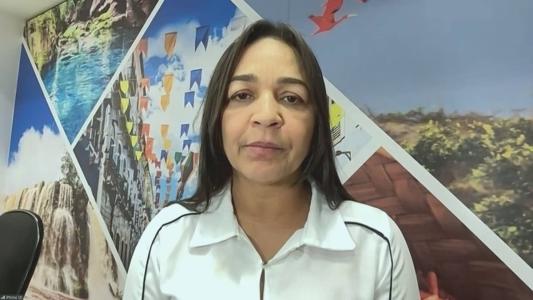 Últimas decisões do STF sobre CPMI do 8/1 foram lamentáveis, diz relatora à CNN.