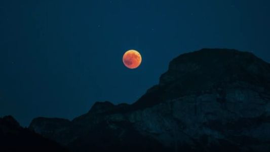 Ùltimo eclipse lunar de 2022 acontece ainda em novembro