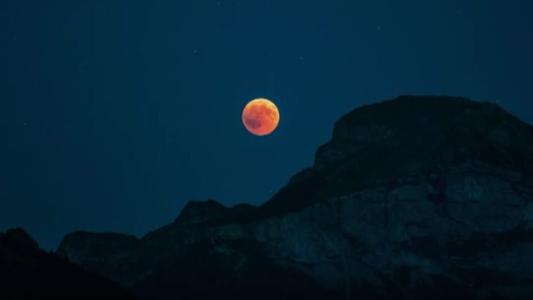 Ùltimo eclipse lunar de 2022 acontece ainda em novembro