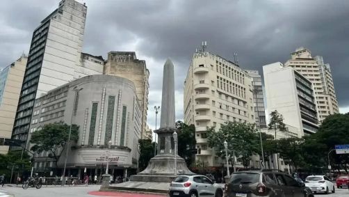Um alerta de pancadas de chuva para Belo Horizonte foi emitido pela Defesa Civil, neste domingo (3)