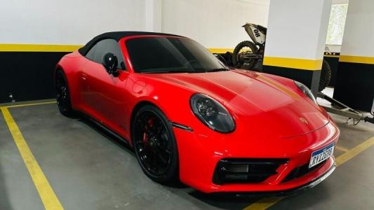Um dos carros de luxo apreendidos na operação Veredicto Sombrio