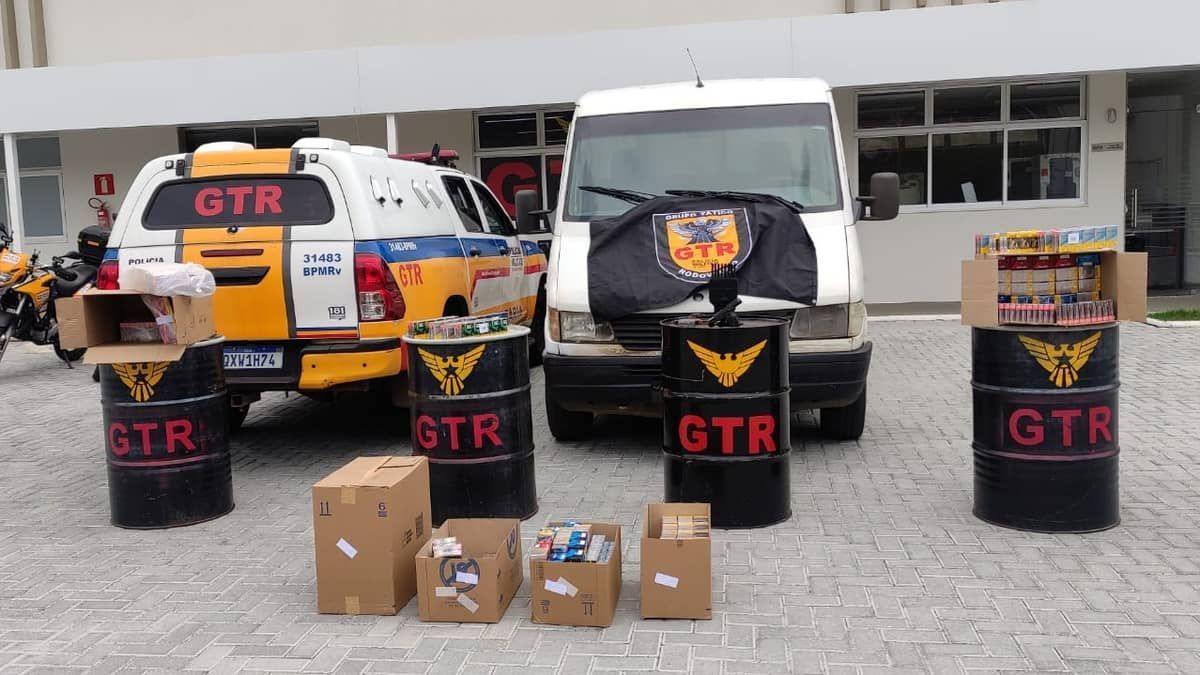 Polícia intercepta dupla por tentativa de roubo de carga de cigarros, em Ibirité