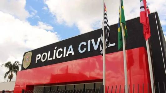 Um pai matou o próprio filho com cinco tiros por causa de uma divída de R$ 5 mil