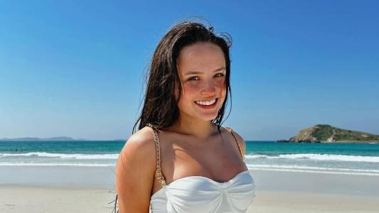 Um site com o nome de Larissa Manoela está a venda no Mercado Livre pela bagatela de R$ 47,5 mil.