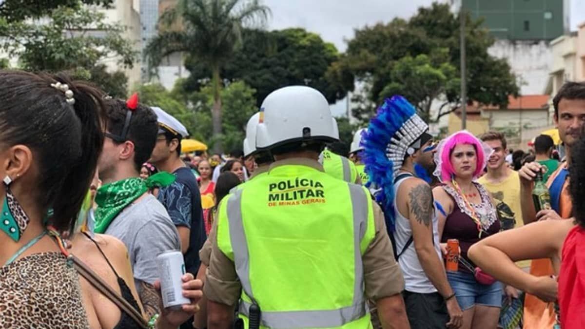Carnaval em BH terá mega operação da PM e ação para coibir assédio contra a mulher; saiba como vai funcionar