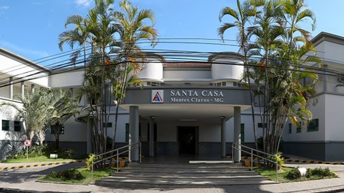 Homens são esfaqueados em frente a adega em Montes Claros e vítima pede ajuda de bike