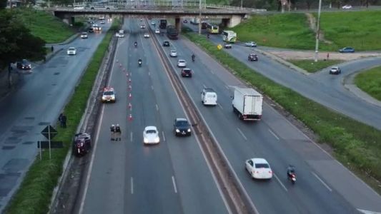 Uma faixa foi parcialmente interditada