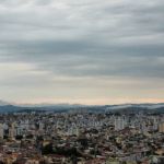 Previsão do tempo: Belo Horizonte terá chuva moderada a forte e temperatura máxima de 30°C 