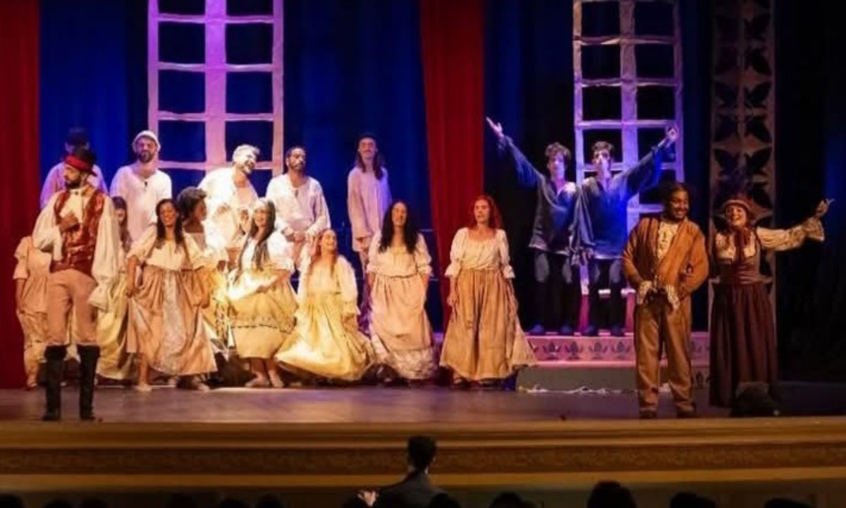 Ópera 'Uma noite no castelo' está em cartaz no fim de semana em Juiz de Fora