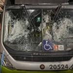 Acusados de matar atleticano negam crime e dizem que entraram no ônibus para prestar socorro