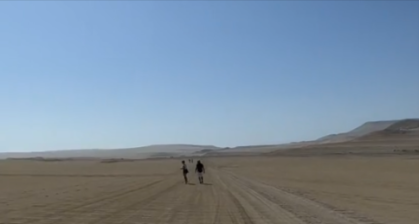 Após assalto, turistas brasileiros andam 25 km em deserto no Peru
