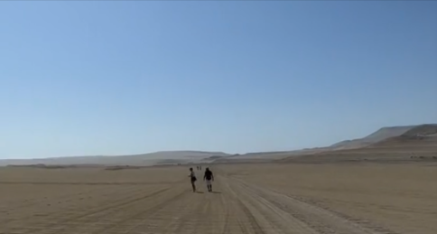 Brasileiros são assaltados em deserto no Peru e andam 25 km a procura de ajuda