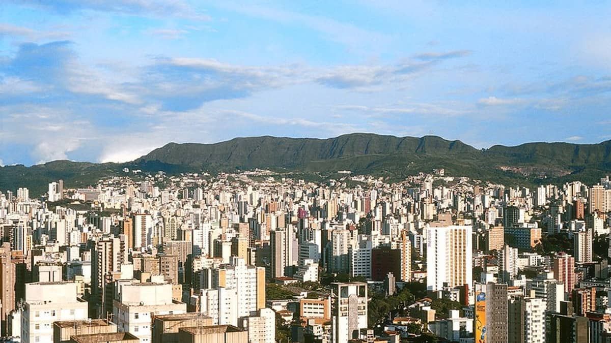 Previsão do tempo: Belo Horizonte terá calor e pancadas de chuvas nesta segunda-feira  