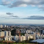 Previsão do tempo: terça-feira será de céu nublado com pancadas de chuva em Belo Horizonte  