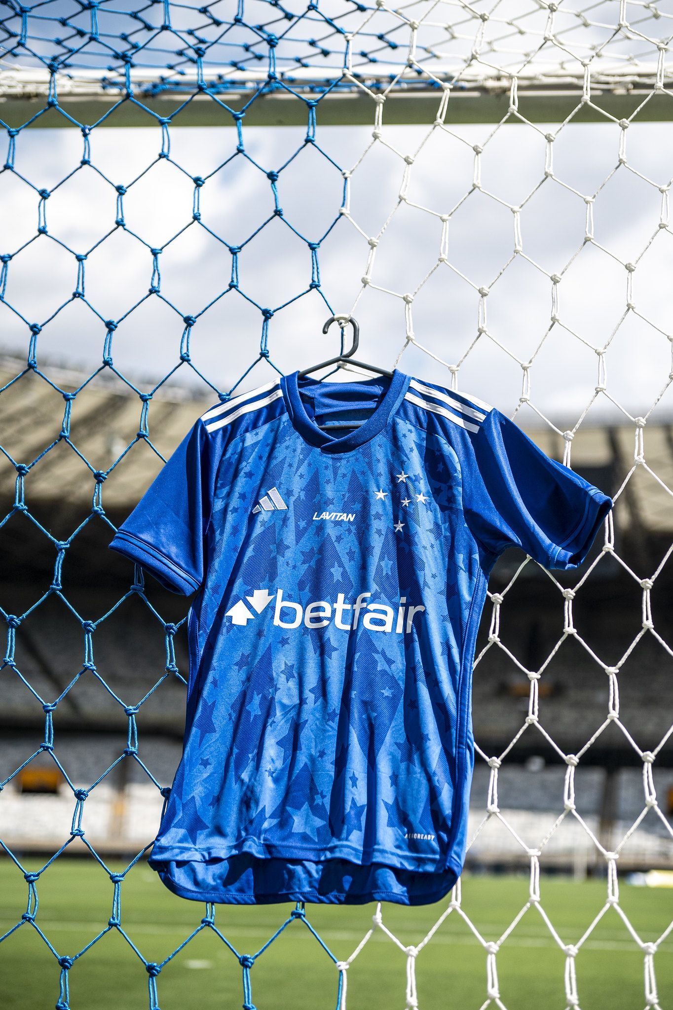 Veja detalhes contratuais e data de estreia do novo patrocinador do Cruzeiro