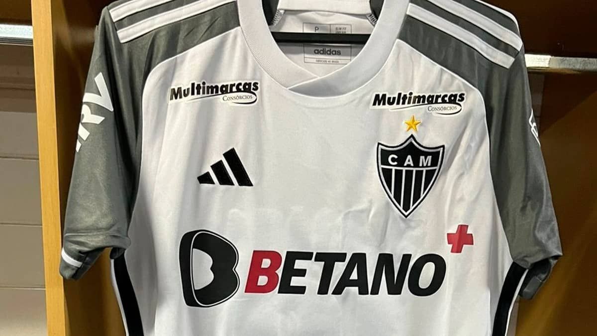 Fluminense x Atlético: Galo estreia camisa branca e incentiva doação de sangue