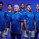 Novo uniforme do Cruzeiro foi inspirado em conquistas históricas do clube; veja
