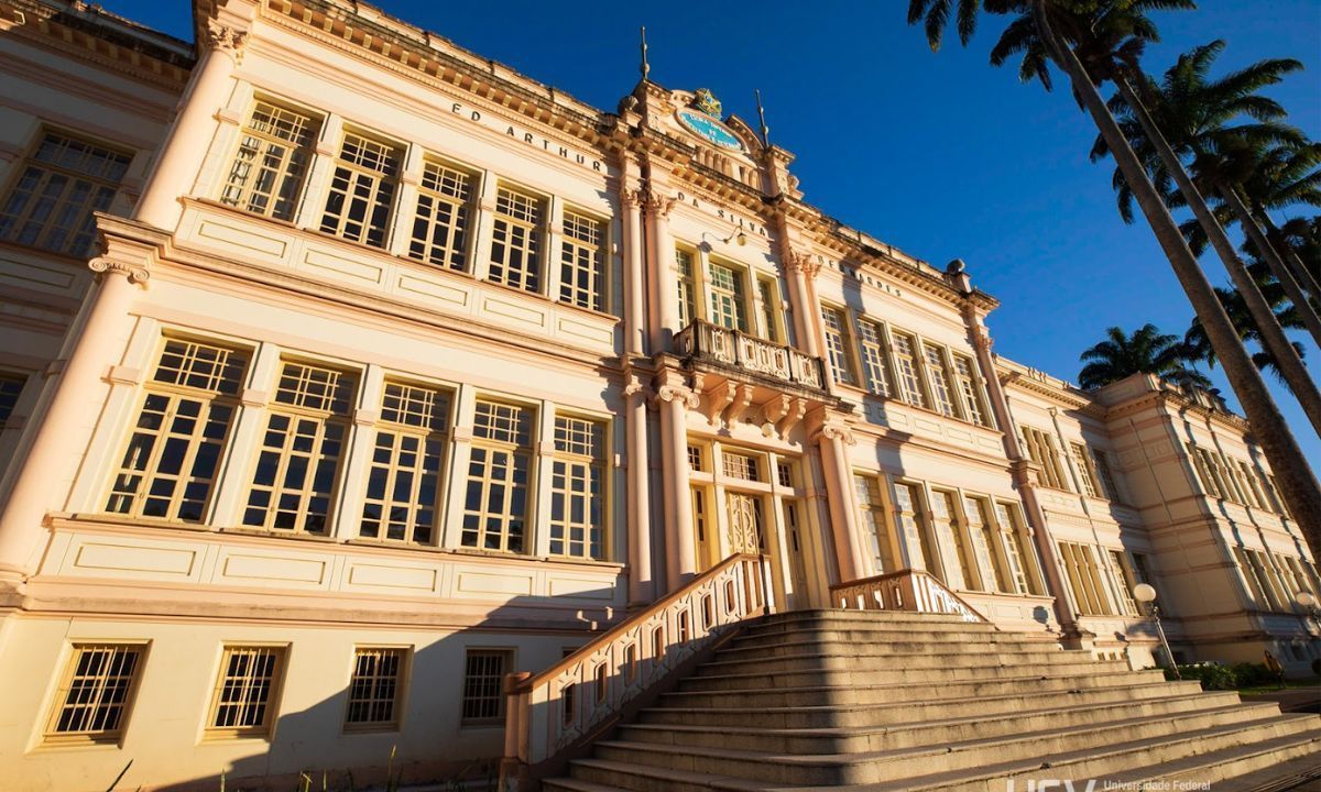 'UFV 60+': reta final de inscrições de processo seletivo voltado para idosos