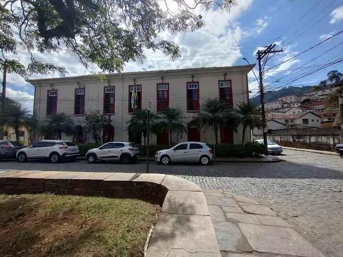 Prefeitura de Ouro Preto concede anistia de multas e juros com lançamento do Refis 2025