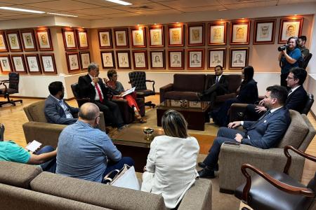 Reunião de prefeitos no Tribunal de Contas do Estado de Minas Gerais