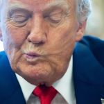 Trump muda regras para chuveiros nos EUA: 'gosto de cuidar do meu lindo cabelo'