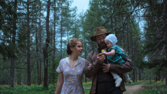 'Sonhos de Trem' tem atuação de Felicity Jones e Joel Edgerton