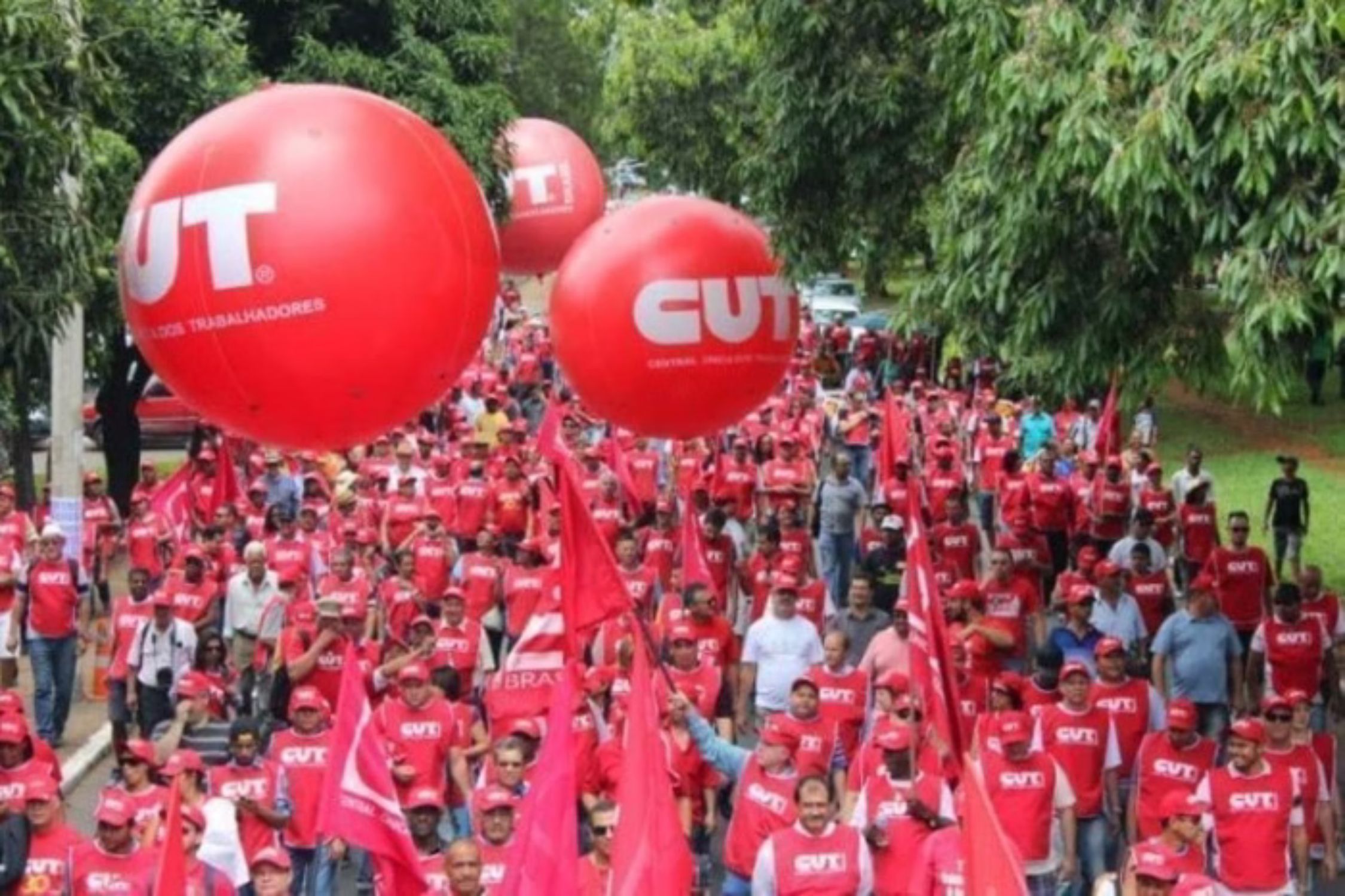 Sem Lula, sindicatos realizam ato em comemoração ao Dia do Trabalhador em São Paulo