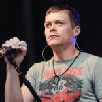 Brad Arnold, vocalista da banda 3 Doors Down, anuncia diagnóstico de câncer avançado