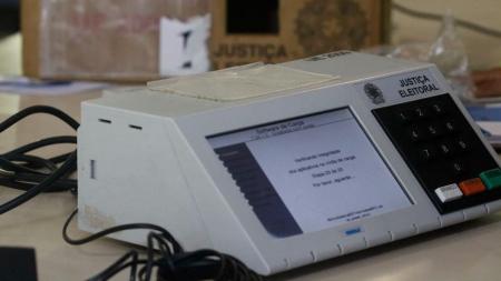 Urna eletrônica emite relatório detalhado ao fim da votação