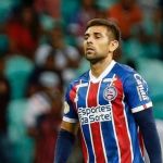Jogadores do Bahia são assaltados antes de treino; uruguaio tem carro roubado