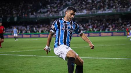 Uruguaio foi a estrela da noite na vitória em cima do Coritiba